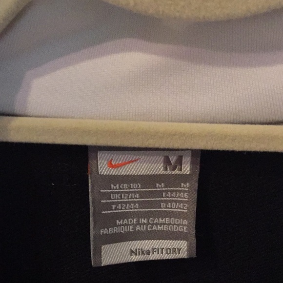 Nike Fit dry zip up - Picture 2 of 3